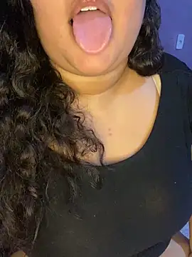 Snapshot of qxmila1 chatting on October 23, 2025, 4:50 pm qxmila1 online show from October 23, 2025, 4:50 pm