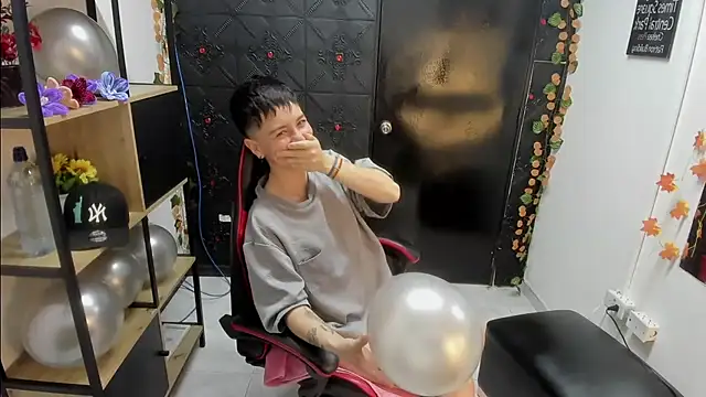  Hannah Hot online show from March 8, 2026, 2:37 am