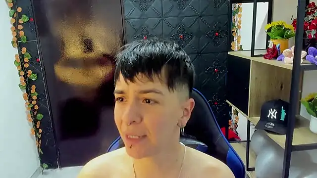  Hannah Hot online show from April 7, 2026, 2:23 am