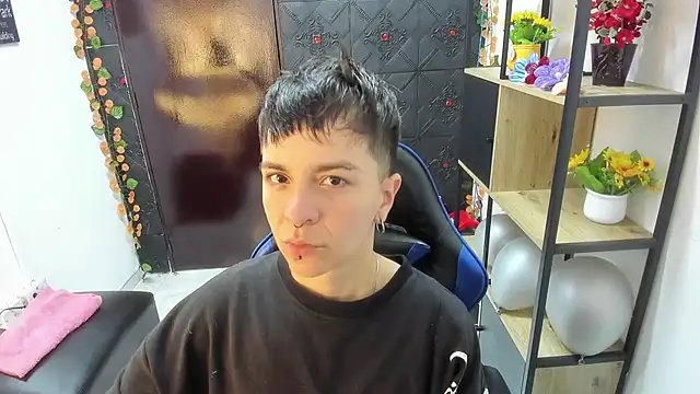  Hannah Hot online show from April 12, 2026, 3:22 am