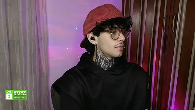 Mihail leroy online show from February 17, 2026, 2:19 am