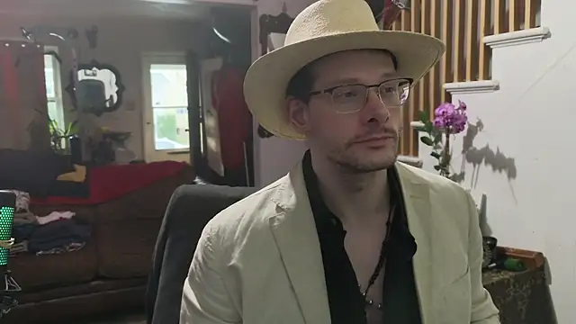 MasterDaddyCool online show from March 31, 2026, 10:10 pm