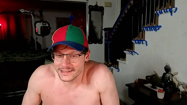 Snapshot of MasterDaddyCool chatting on June 8, 2026, 1:28 am MasterDaddyCool online show from June 8, 2026, 1:28 am
