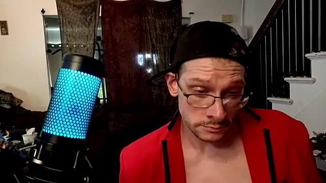 Snapshot of MasterDaddyCool chatting on July 19, 2026, 10:24 pm MasterDaddyCool online show from July 19, 2026, 10:24 pm