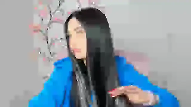 Lune Moon online show from April 20, 2026, 5:32 am