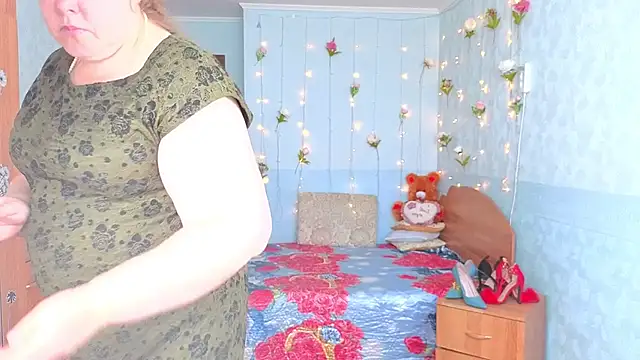 Audrey Aura online show from September 15, 2025, 5:07 am