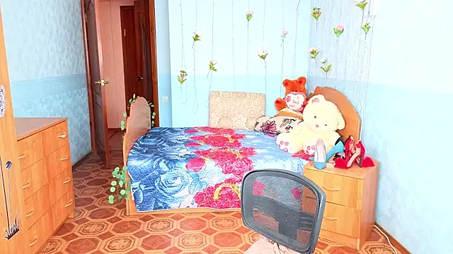 Audrey Aura online show from September 27, 2025, 5:01 am