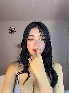 mandy222  online show from February 5, 2026, 6:07 am