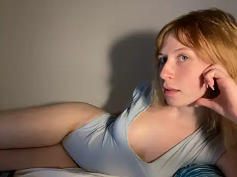 Lisa-5329 online show from November 6, 2025, 3:57 pm