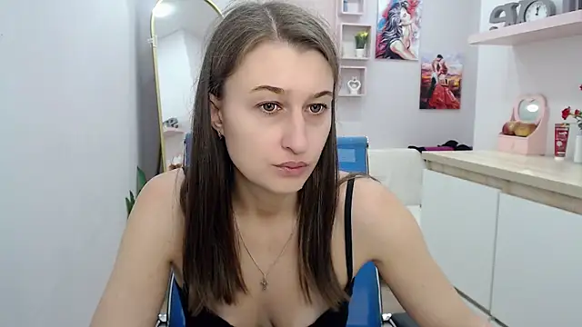 Snapshot of muriel_elvin chatting on October 9, 2025, 9:18 am muriel elvin online show from October 9, 2025, 9:18 am