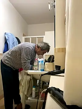 sasatimido online show from November 24, 2025, 5:18 am