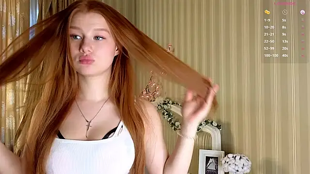 Juuulia  online show from March 19, 2026, 1:37 pm