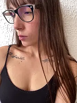 paula miler1 online show from June 30, 2026, 3:46 pm