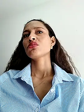 SofiaDelicia online show from September 22, 2025, 3:03 pm