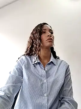 SofiaDelicia online show from October 17, 2025, 2:08 pm