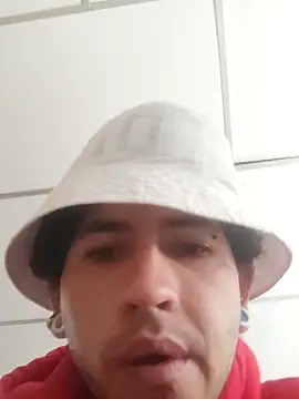 Tattoboy19cm online show from November 7, 2025, 3:12 pm