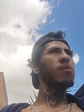 Tattoboy19cm online show from November 22, 2025, 4:06 pm