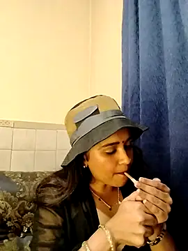 cute indianxo online show from April 17, 2026, 6:00 pm