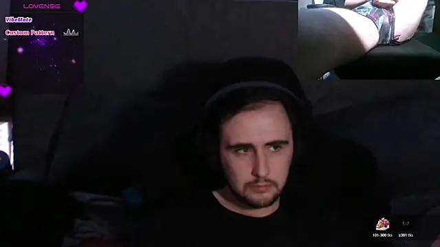 cjhouse96 online show from November 12, 2025, 3:51 am