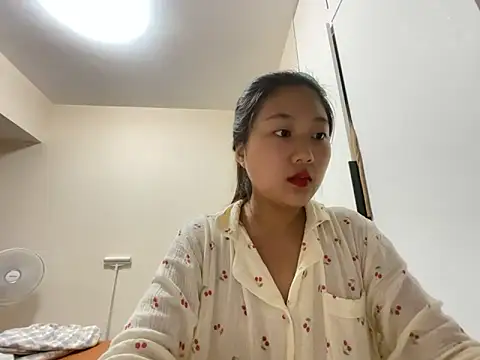 xena0501 online show from September 27, 2025, 12:32 pm