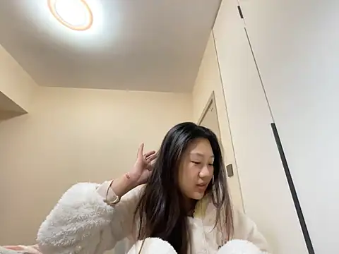 xena0501 online show from November 18, 2025, 3:05 pm