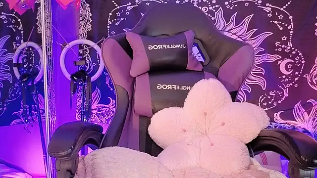 Gaia Gatex online show from February 17, 2026, 12:45 pm