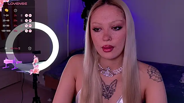 LeksaCandy online show from November 16, 2025, 3:12 am