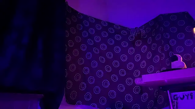 DjDiCKmannOnE online show from February 25, 2026, 11:14 pm