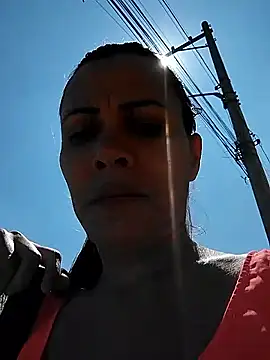 dyjaA online show from September 10, 2025, 1:33 pm