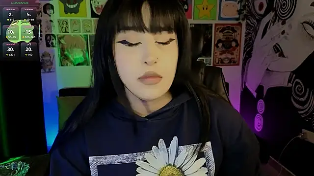 Yuhwan  online show from February 28, 2026, 4:35 am