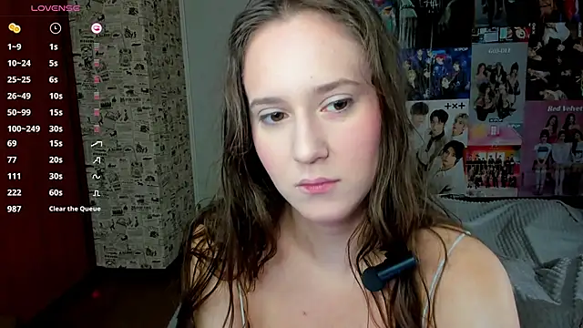 LucyRose3 online show from October 8, 2025, 3:42 pm