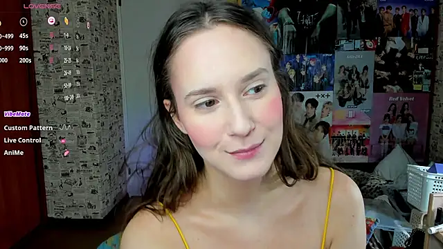 LucyRose3 online show from October 30, 2025, 3:13 pm