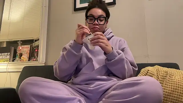 zahrabliss online show from December 21, 2025, 3:24 am