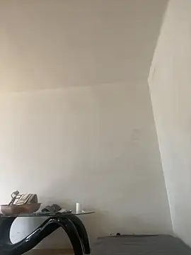 Guttt888 online show from April 17, 2026, 10:51 am