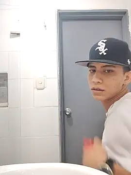 Davig4 online show from November 3, 2025, 1:56 pm