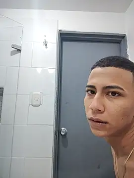 Davig4 online show from November 24, 2025, 7:24 pm