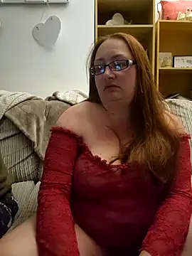 Snapshot of Luscious-LucyXX chatting on April 28, 2026, 7:52 pm Luscious-LucyXX online show from April 28, 2026, 7:52 pm