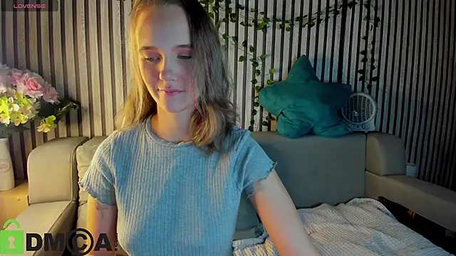 Casey Sweeet online show from December 2, 2025, 9:14 am