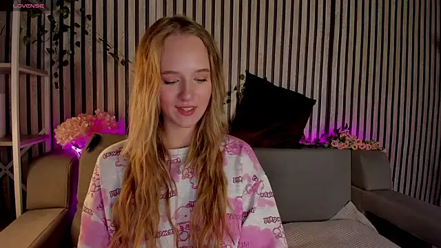 Casey Sweeet online show from June 2, 2026, 9:22 am
