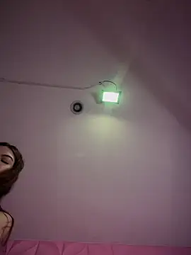 Anita-vega online show from October 5, 2025, 8:29 pm