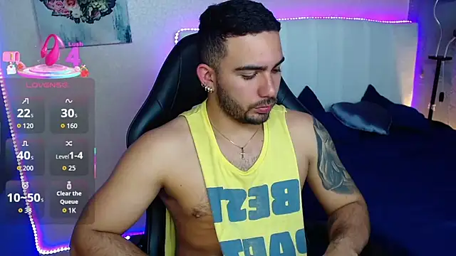 Snapshot of adamhairy chatting on June 11, 2026, 8:51 pm adamhairy online show from June 11, 2026, 8:51 pm