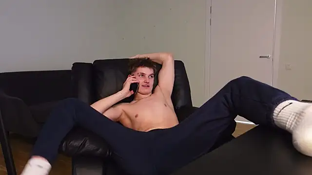 Mark Karson online show from November 28, 2025, 6:43 pm