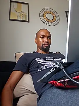 mojaymort online show from September 29, 2025, 9:25 am