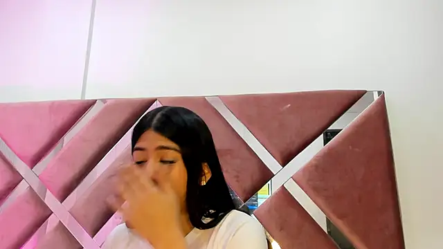  jasmine blush online show from March 26, 2026, 11:05 am