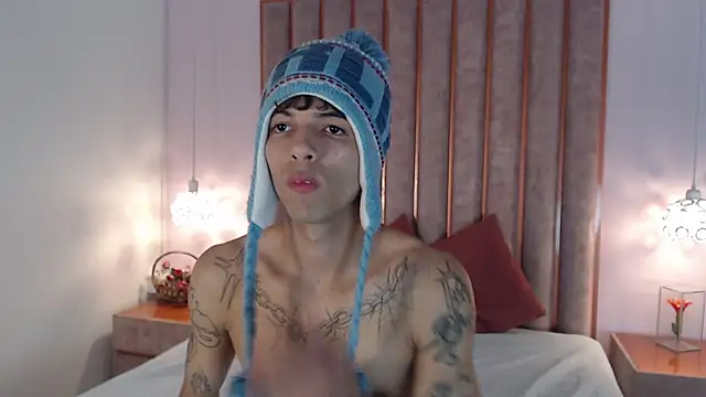 Enzo Hunter online show from September 24, 2025, 4:16 am
