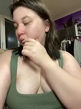 Kemeli008 online show from November 5, 2025, 1:05 am