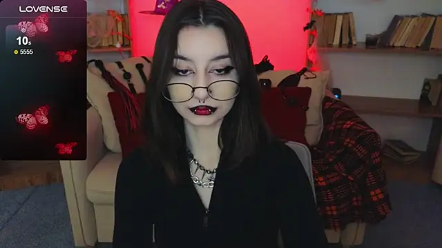 Mistress  Marcelline online show from October 20, 2025, 9:43 am