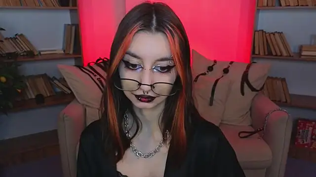 Mistress  Marcelline online show from January 15, 2026, 10:31 am