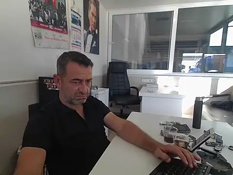 rafasilva3535 online show from September 25, 2025, 2:10 pm