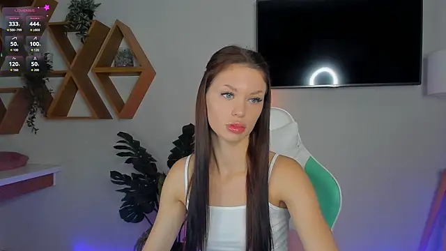 Snapshot of Cherry___Kiss chatting on May 17, 2026, 6:22 am Cherry Kiss online show from May 17, 2026, 6:22 am